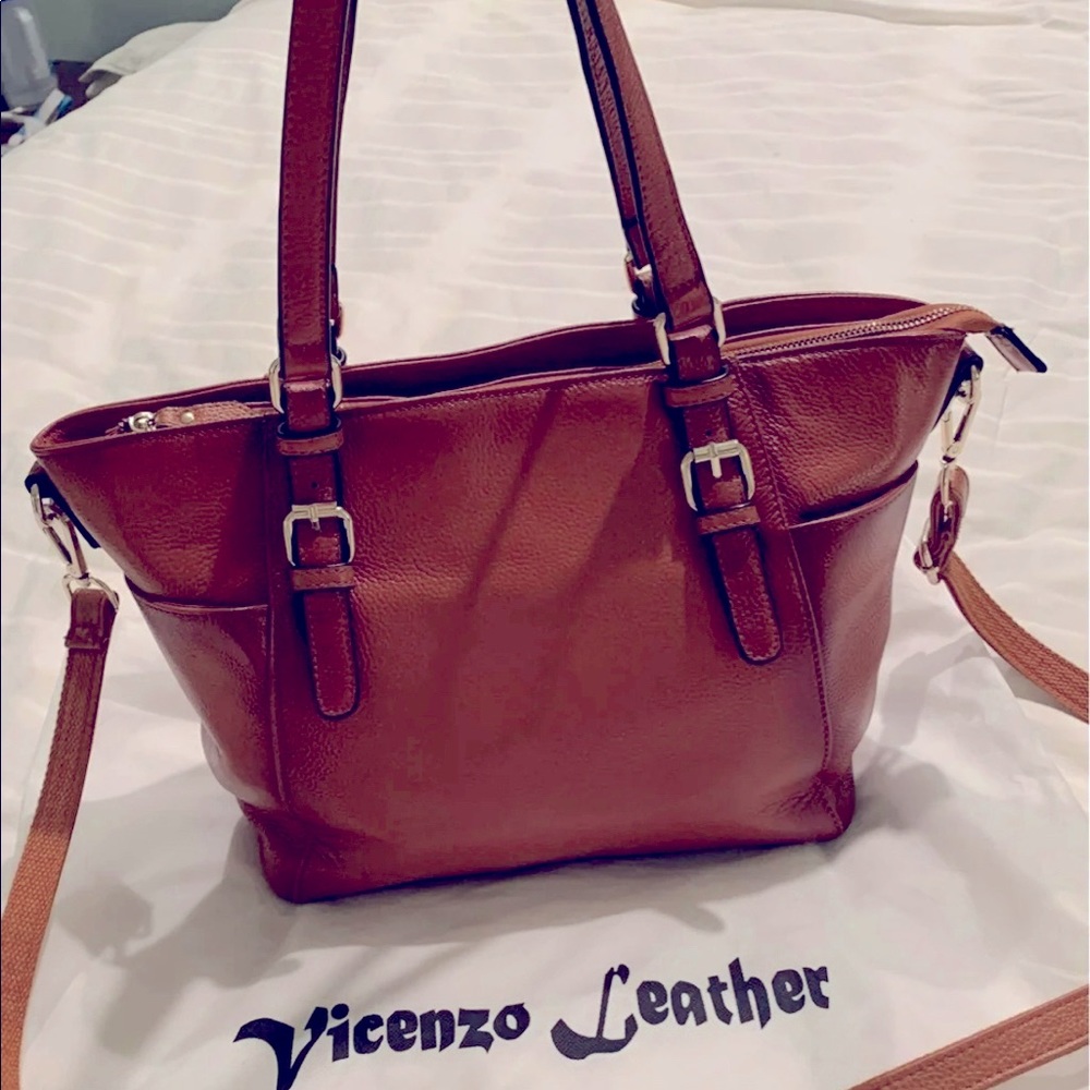 Vicenzo cognac brown leather purse